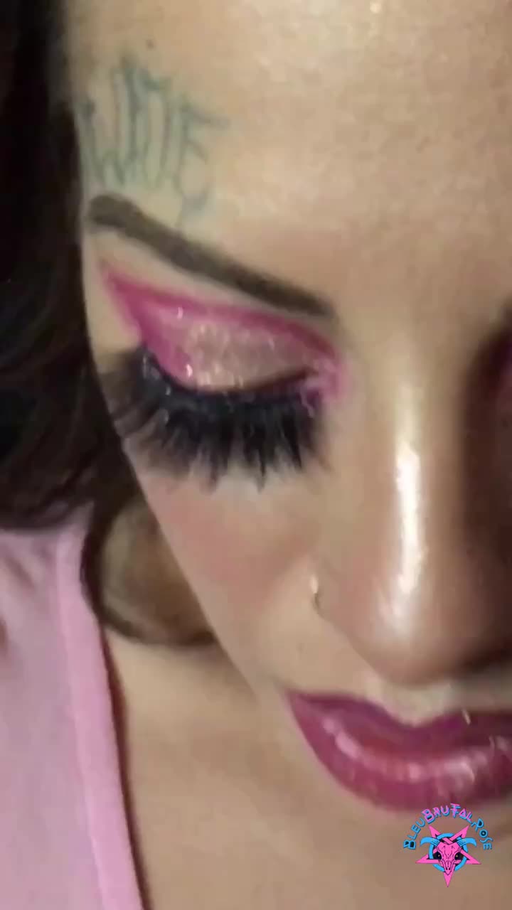 Hot Sexy Milf Masturbating Her Pussy With A Dildo