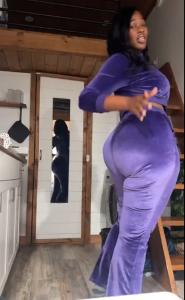 Plus size ebony model twerking