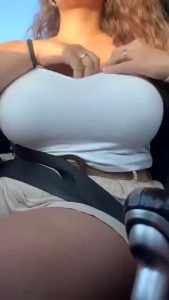 Huge tits in the car