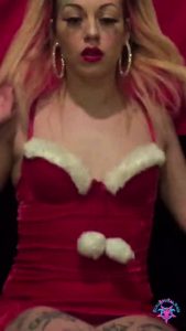 MERRY BUTTMAS – FULL PORN VIDEOS LINK IN BIO 🐷💦