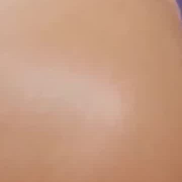 Sammy riding that BBC